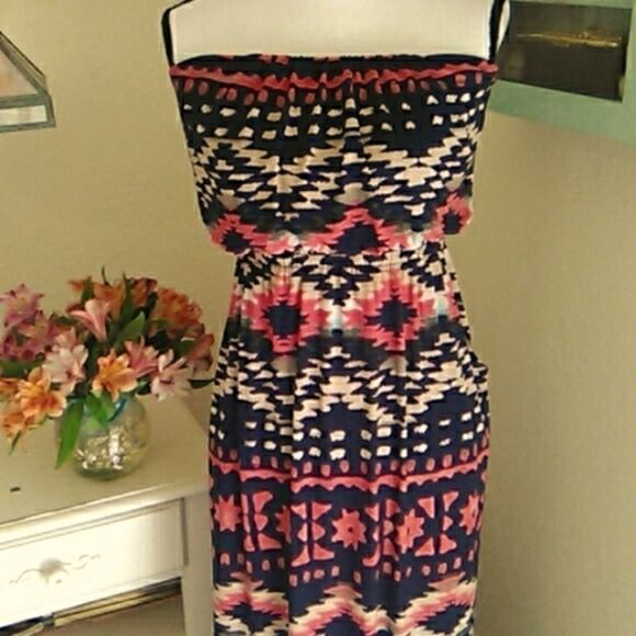 Three Pink Hearts Strapless Maxi Dress - Picture 2 of 12